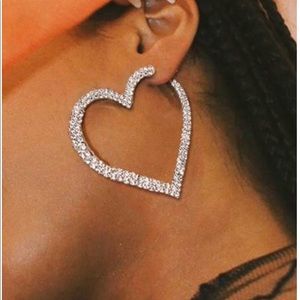 RHINESTONE HEART DECOR EARRINGS